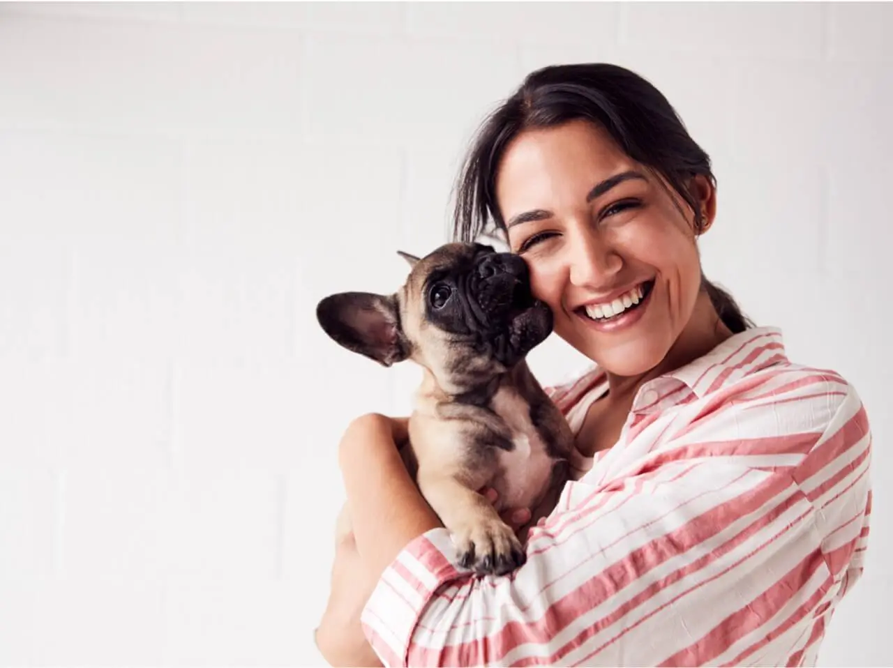 - Laura, owner of Luna.